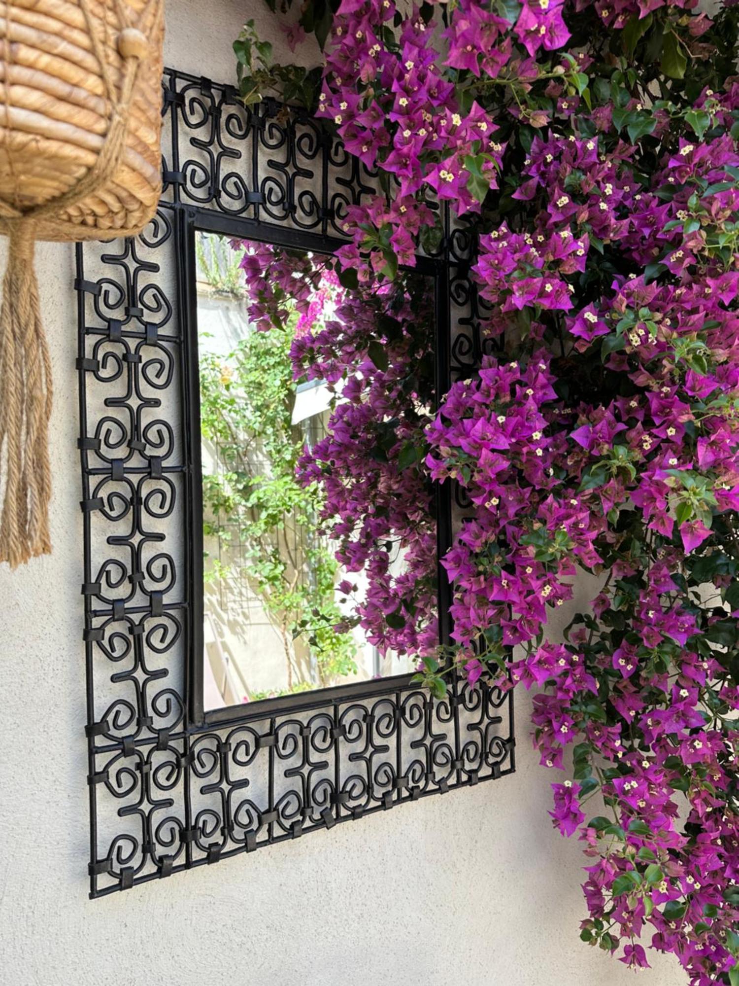 Appartements 3 étoiles terrasse ou patio intra-muros Aigues-Mortes Exterior foto